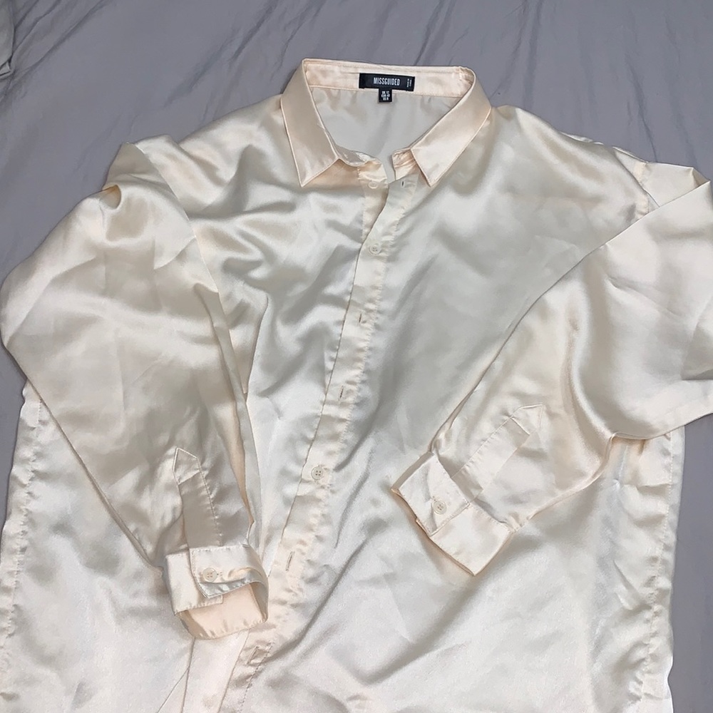 BRAND NEW SATIN MISGUIDED BUTTON DOWN